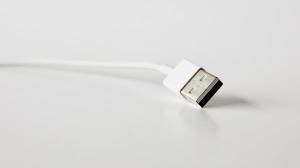 cable-cable-charger-charger-914915 (1)
