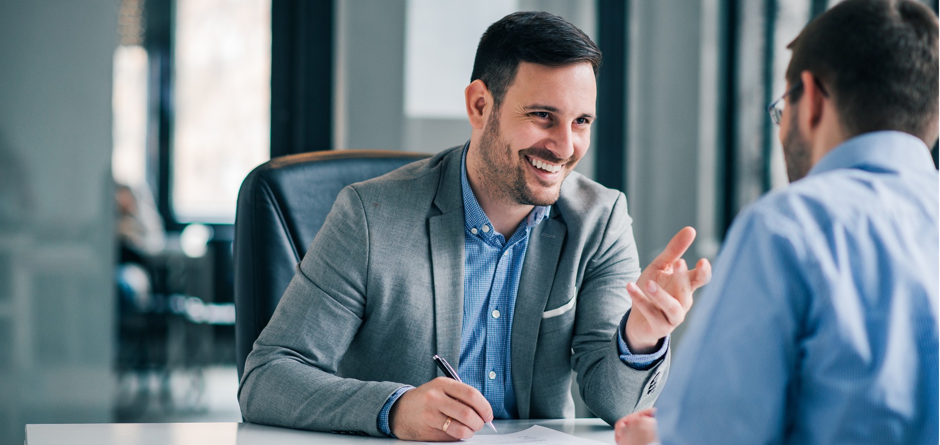 metiers-commerciaux-reunion-manager-chef-de-vente-meeting (2)