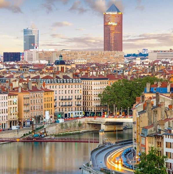 lyon-presquile-cabinet-recrutement-assessment-region-rhone-alpes-auvergne